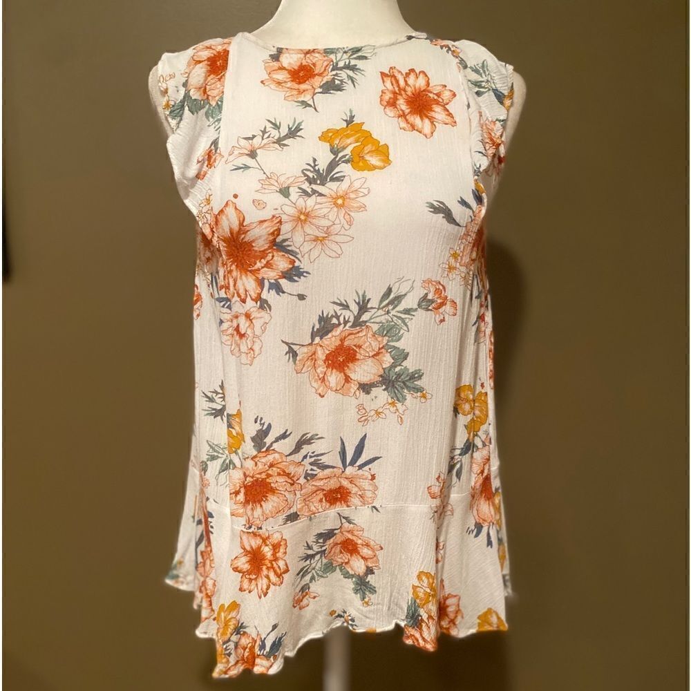 Altar’d State Sleeveless Shirt - Picture 2 of 11